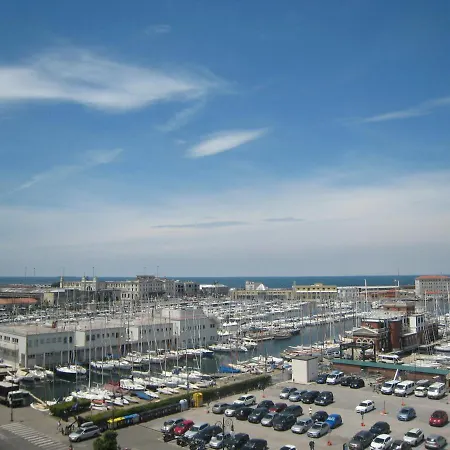 Mansarda Centrale Vista Mare Apartament